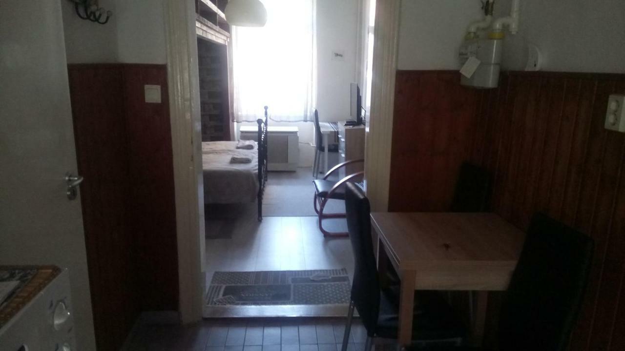 Jazmin Apartman Apartment Pecs Exterior photo